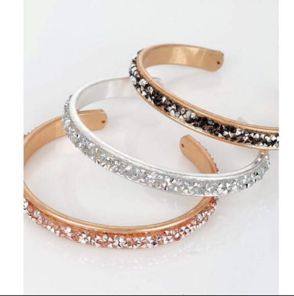 💕⭐☀️Glitter cuff bracelets/ New Boutique! - Picture 2 of 7